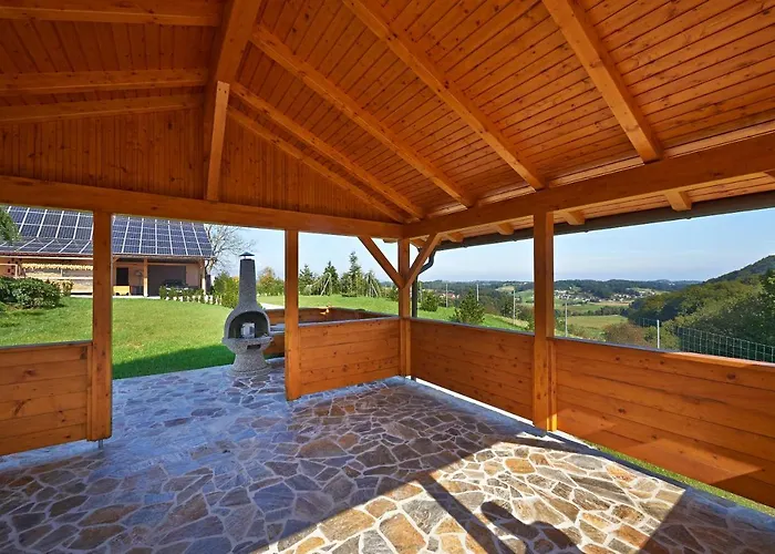 Lipoglav Ferienhaus *